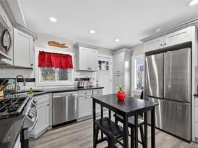 2934 Dahlia Avenue, Baldwin NY 11510