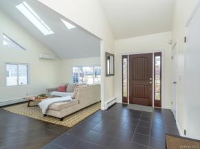 127 Cow Neck Road, Port Washington NY 11050