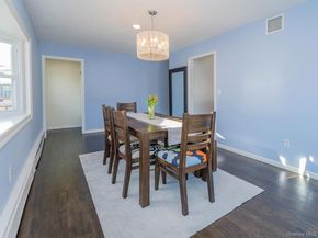 127 Cow Neck Road, Port Washington NY 11050