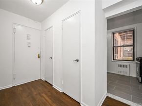 1040 Neilson Street 3D, Far Rockaway NY 11691