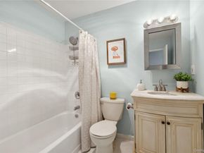 425 Shore Rd 2B, Long Beach NY 11561