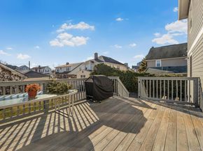 9 Lyons Place, New Rochelle NY 10801