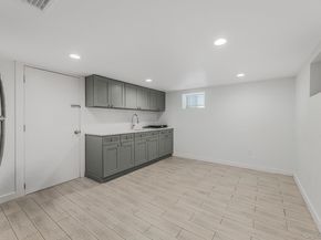 9 Lyons Place, New Rochelle NY 10801