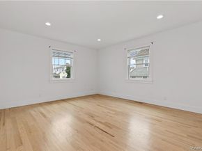 9 Lyons Place, New Rochelle NY 10801