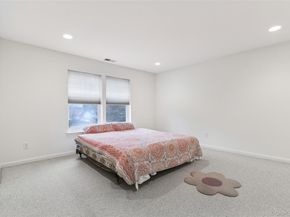 39 Island Trail, Mount Sinai NY 11766