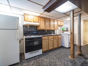 22731 111th Avenue, Queens Village NY 11429