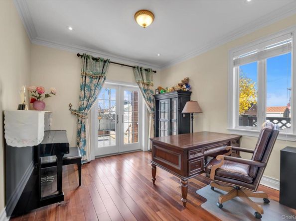 69-68 229th Street, Bayside NY 11364