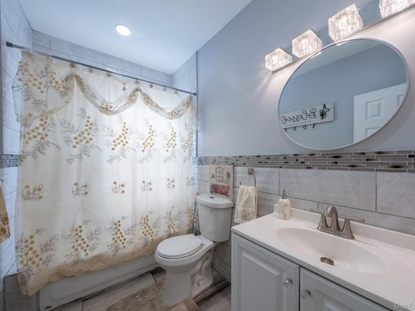 11601 221st Street, Cambria Heights NY 11411