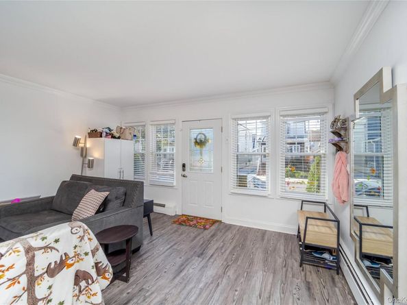 92-57 246th Street, Floral Park NY 11001