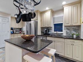 670 Mason Street, Westbury NY 11590