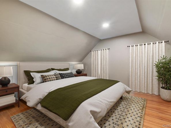 670 Mason Street, Westbury NY 11590