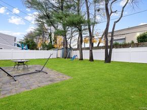 670 Mason Street, Westbury NY 11590