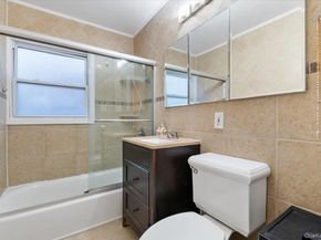 670 Mason Street, Westbury NY 11590