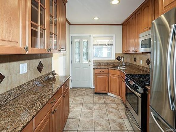 665 FOCH Boulevard, Williston Park NY 11596