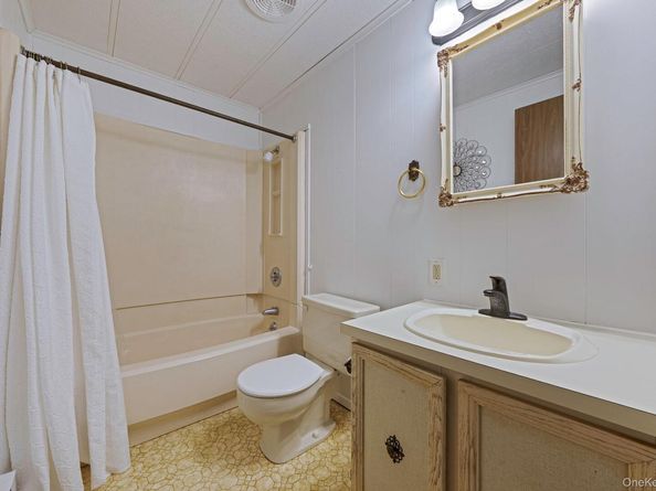 22 Limetree Drive, Manorville NY 11949