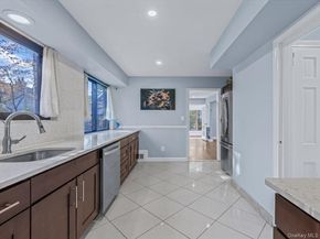 16 Wooleys Lane, Great Neck NY 11023