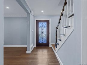 16 Wooleys Lane, Great Neck NY 11023