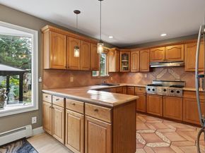 110 Florida Avenue, Commack NY 11725