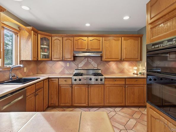 110 Florida Avenue, Commack NY 11725