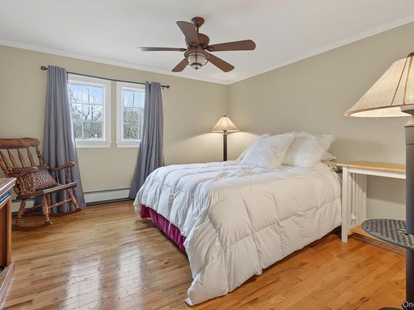 110 Florida Avenue, Commack NY 11725