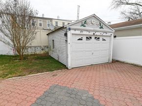 7025 71st Place, Glendale NY 11385