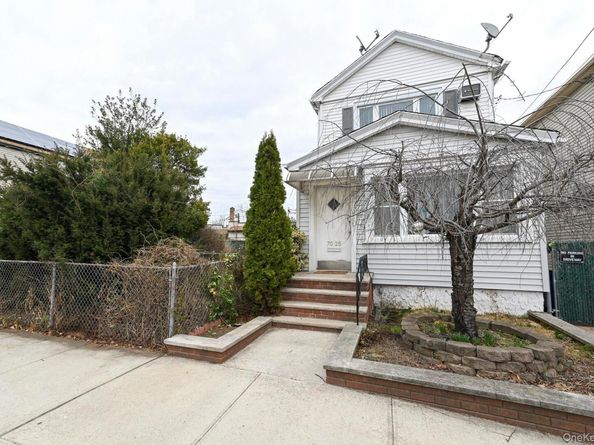 7025 71st Place, Glendale NY 11385