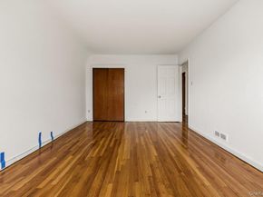 220 Calhoun Avenue, Bronx NY 10465