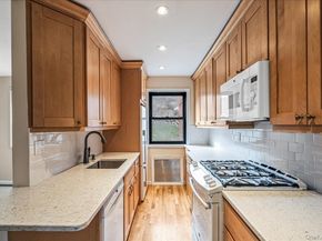 246-10 57 Drive 481, Douglaston NY 11362