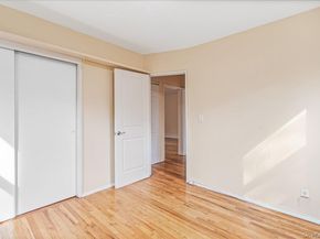 246-10 57 Drive 481, Douglaston NY 11362