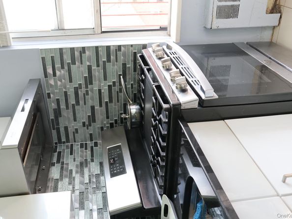 69-11 138th Street 3B, Flushing NY 11367