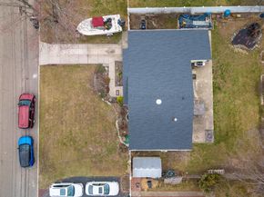 35 W 13th Street, Deer Park NY 11729