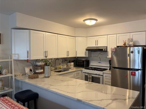 11463 Dalian Court, College Point NY 11356