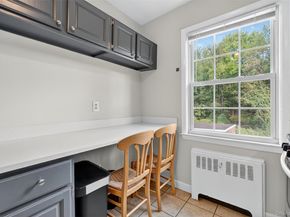 11 Fieldstone Drive 130, Hartsdale NY 10530