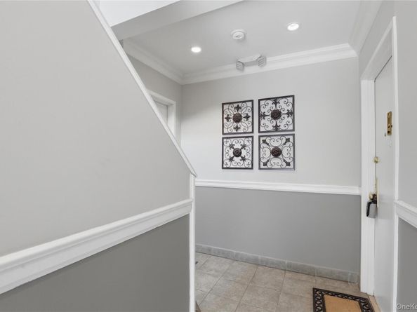 352 N State Road 1H, Briarcliff Manor NY 10510