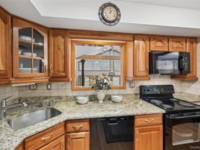 6 Viola Drive, Glen Cove NY 11542