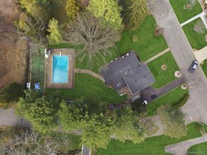 6 Viola Drive, Glen Cove NY 11542