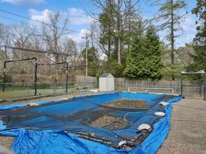 6 Viola Drive, Glen Cove NY 11542