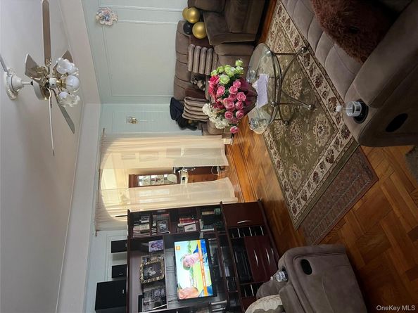 14214 231st Street, Laurelton NY 11413