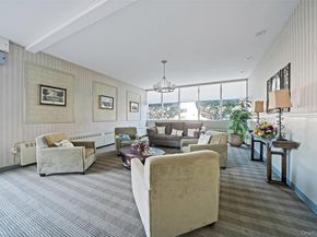 60 Hempstead Avenue 1O, Lynbrook NY 11563