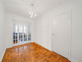 60 Hempstead Avenue 1O, Lynbrook NY 11563