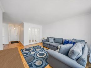 60 Hempstead Avenue 1O, Lynbrook NY 11563