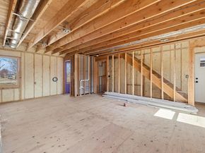 178 Main Road, Riverhead NY 11901