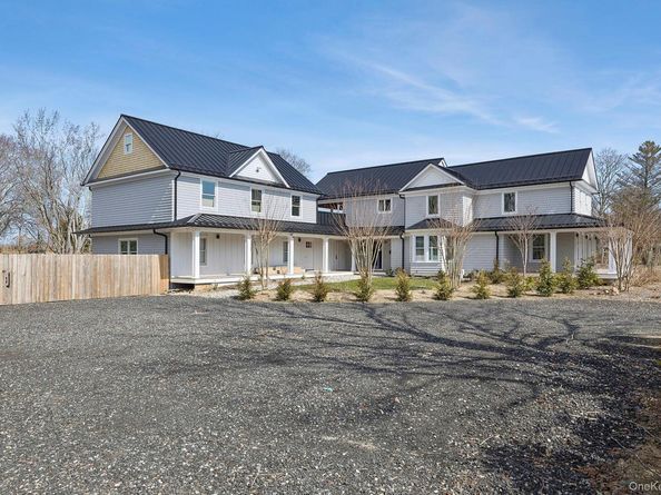 178 Main Road, Riverhead NY 11901