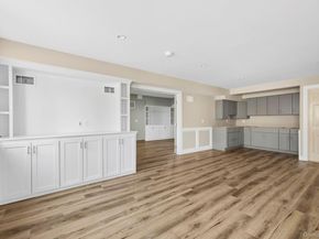 178 Main Road, Riverhead NY 11901