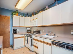 8131 164th Place, Jamaica NY 11432