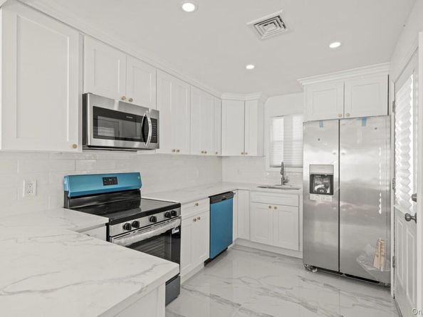 1 Atna Drive, Amityville NY 11701