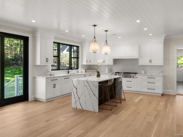 64 Saw Mill Road, Cold Spring Harbor NY 11724