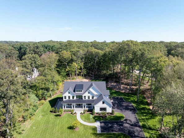 64 Saw Mill Road, Cold Spring Harbor NY 11724