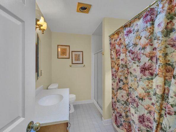 172 Ridgeview Lane, Yorktown Heights NY 10598