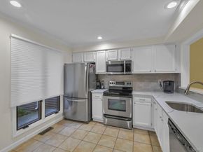 172 Ridgeview Lane, Yorktown Heights NY 10598